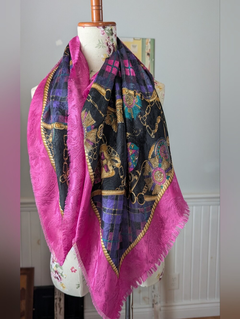 Luxury Pink & Black Printed Women's Scarf